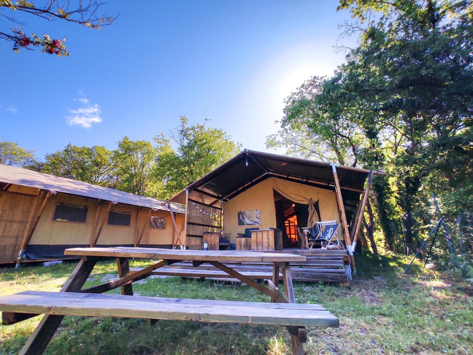 Camping La Grangeonne เอสปารอง เดอ แวร์ดง ภายนอก รูปภาพ